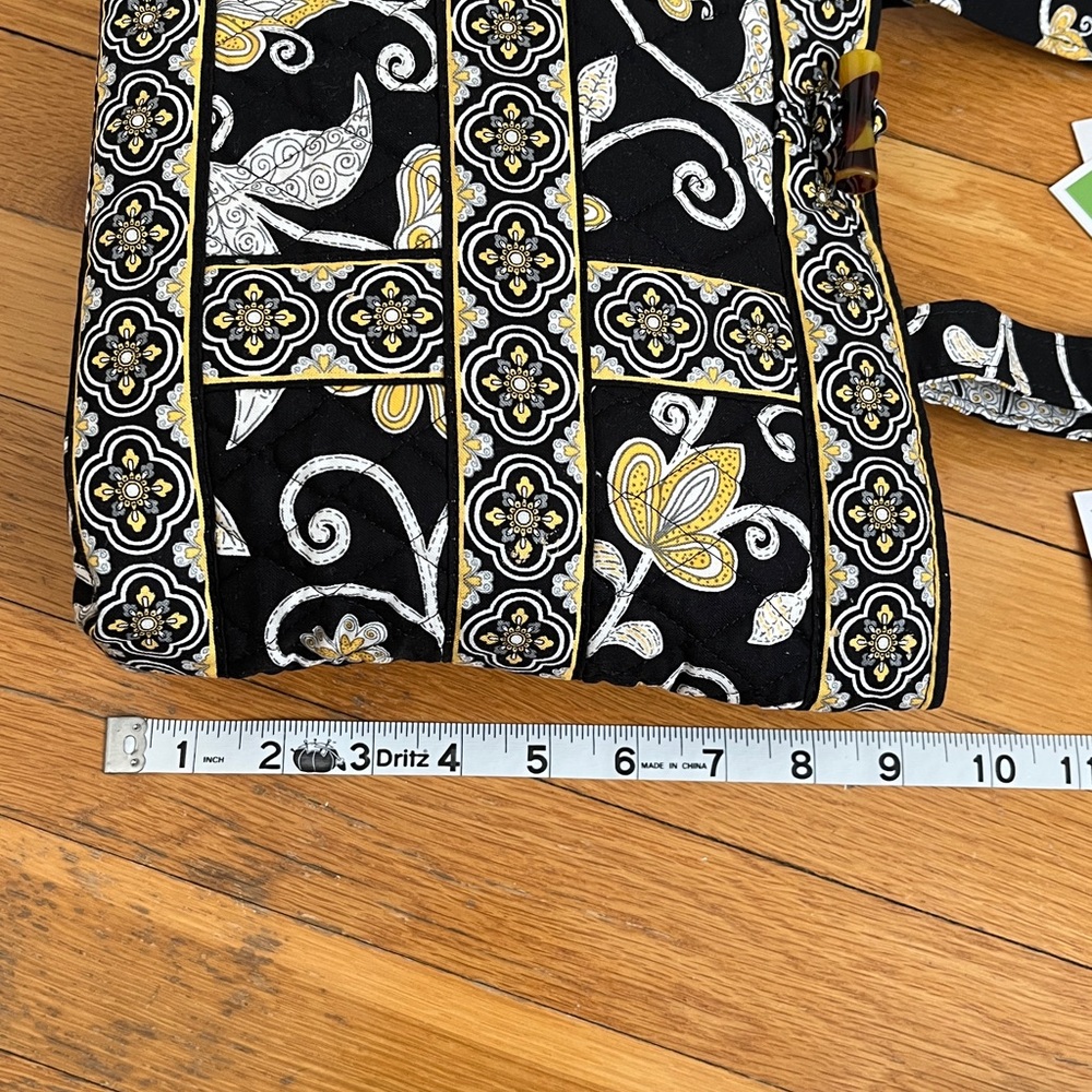 Vera Bradley NWT Small Tic Tac Tote Handbag Purse Mini Tote in Yellow Bird - Picture 5 of 10